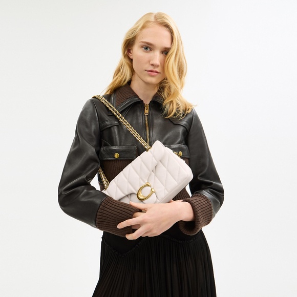 Tabby Shoulder Bag 26 With Pillow Quilting - Picture 2 of 3